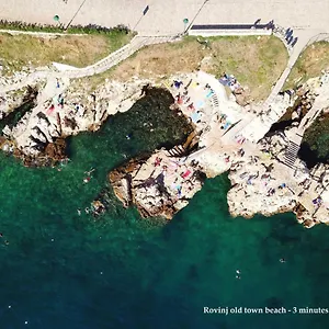 Monterosso Old Town Apartment